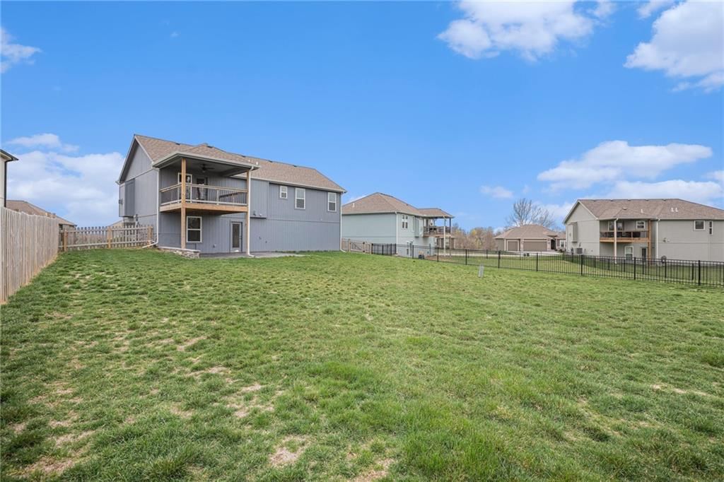 1702 Cottonwood Creek Avenue — photo 23