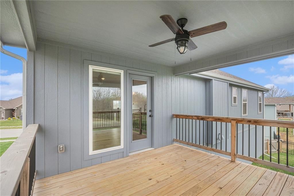 1702 Cottonwood Creek Avenue — photo 25