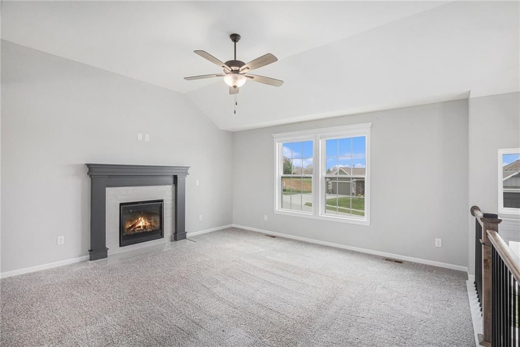 1702 Cottonwood Creek Avenue — photo 7
