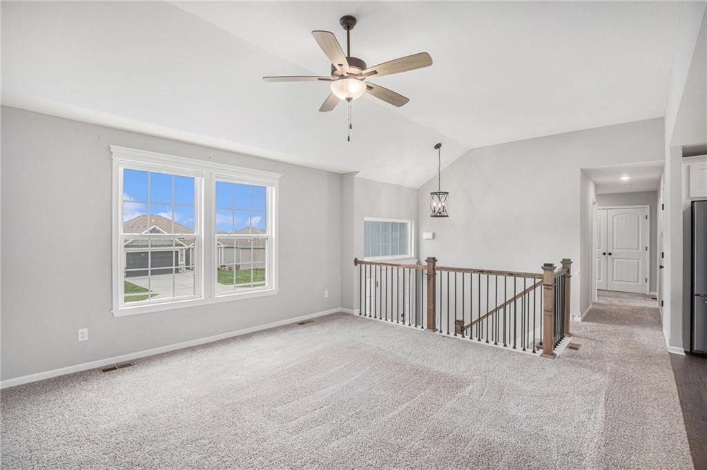 1702 Cottonwood Creek Avenue — photo 8