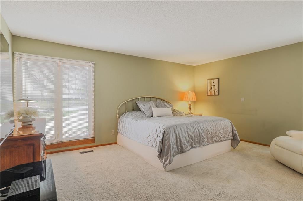 114 NW 44th Street — photo 10