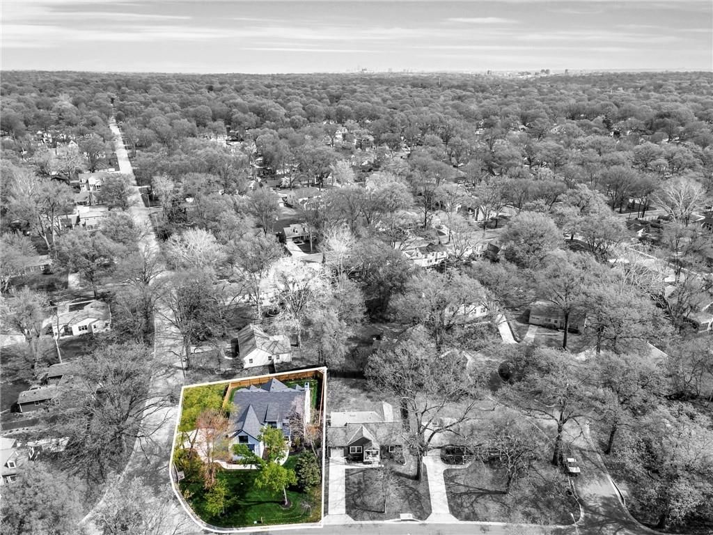 5018 W 71st Terrace — photo 42