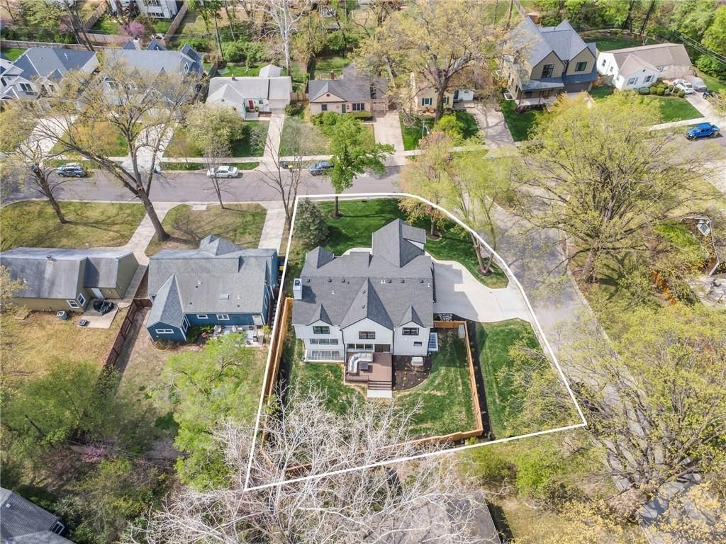 5018 W 71st Terrace — photo 43
