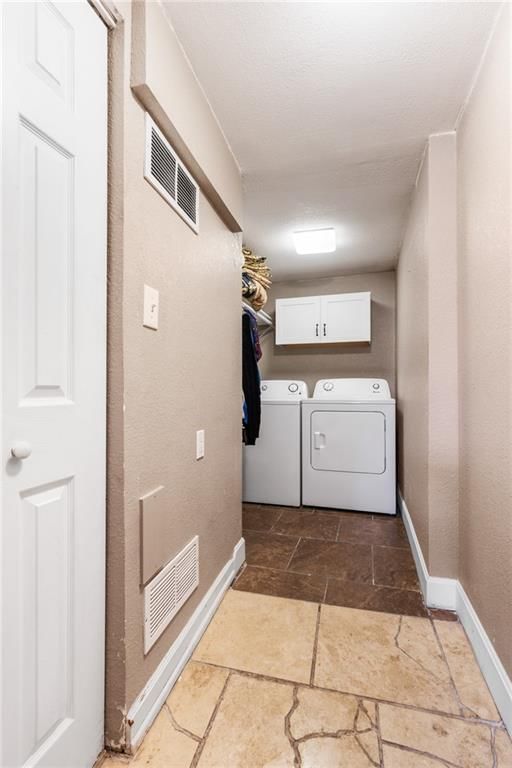 3117 NW CASTLE Drive — photo 30