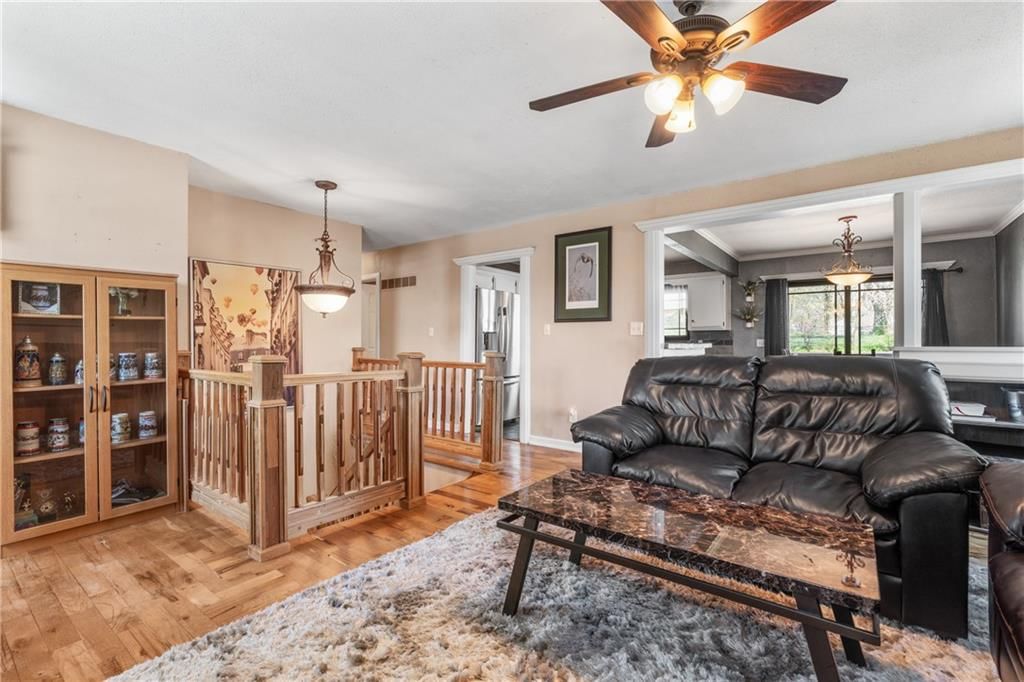 3117 NW CASTLE Drive — photo 5