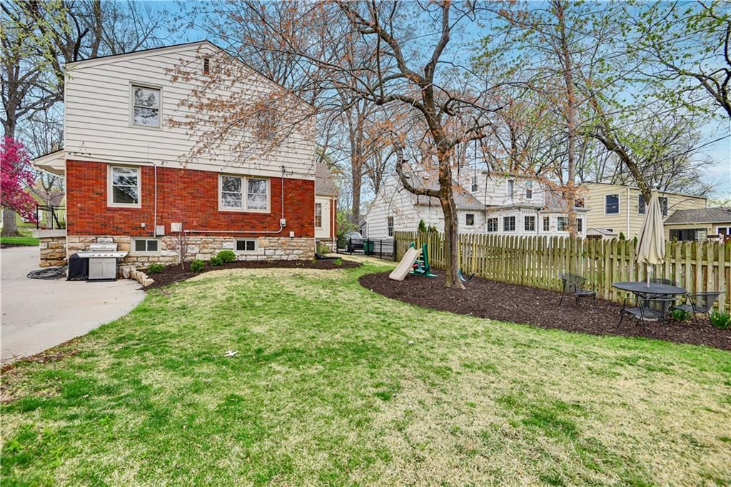 5516 Falmouth Road — photo 29