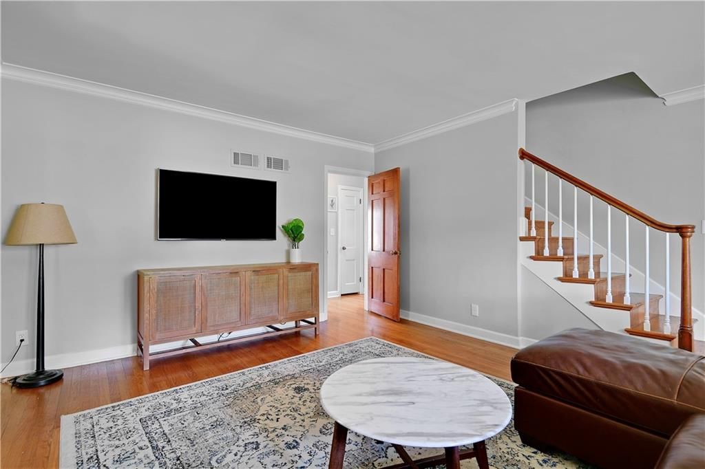5516 Falmouth Road — photo 8