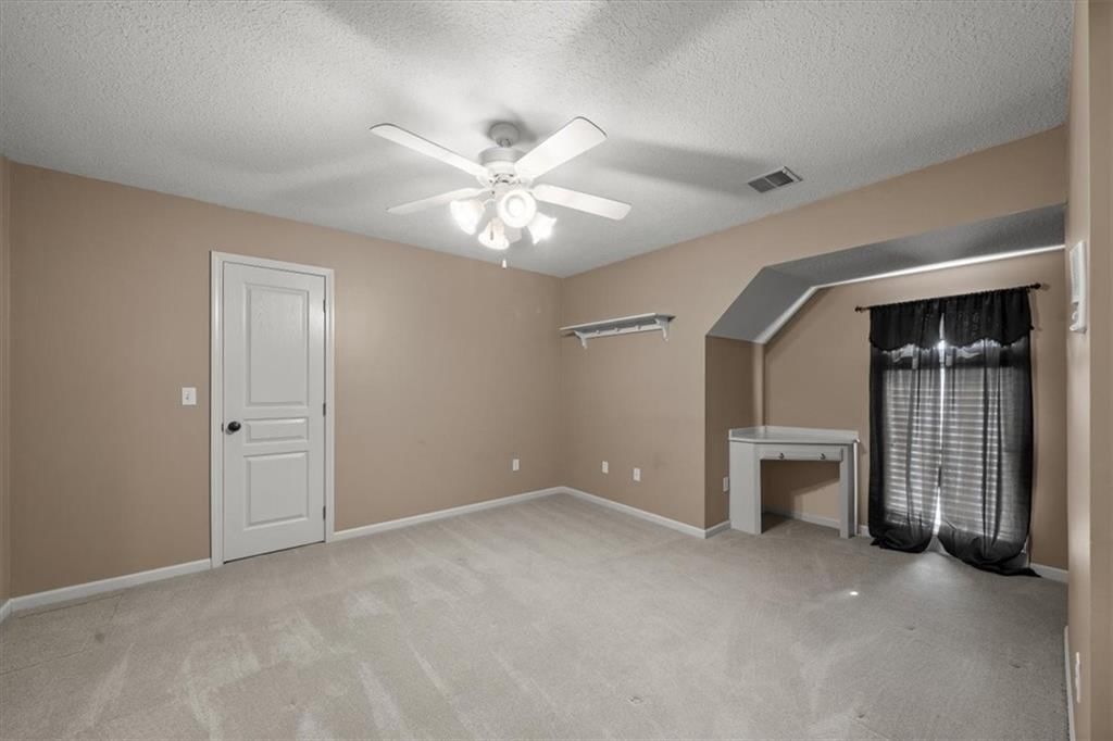 10122 N Montgall Avenue — photo 29
