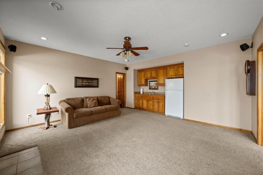 10122 N Montgall Avenue — photo 35