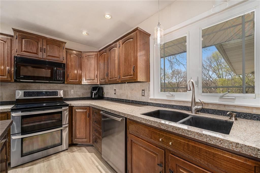 14 NW 39th Street — photo 16