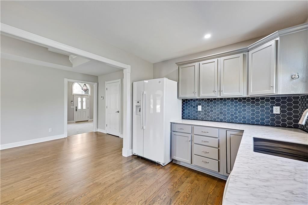 1009 Peach Street — photo 4
