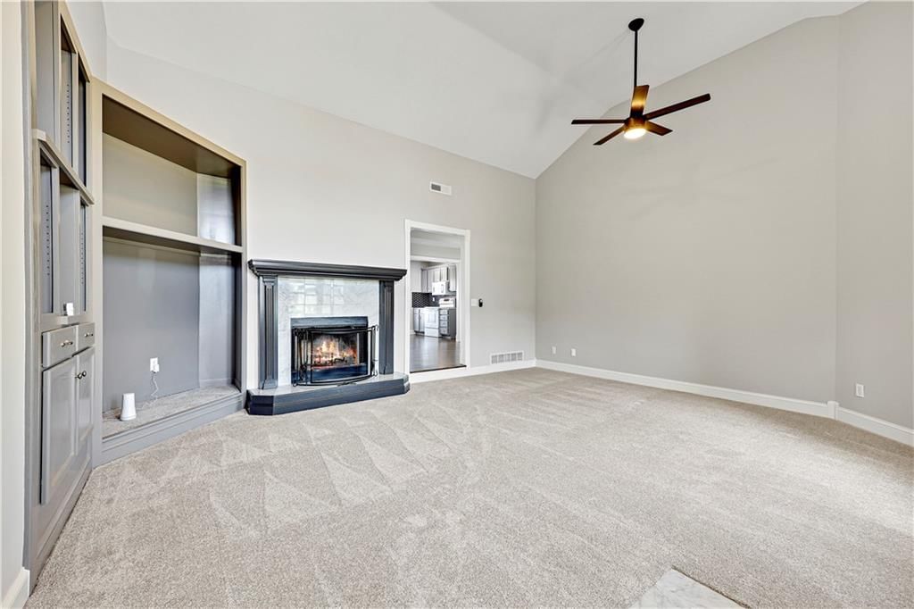 1009 Peach Street — photo 8