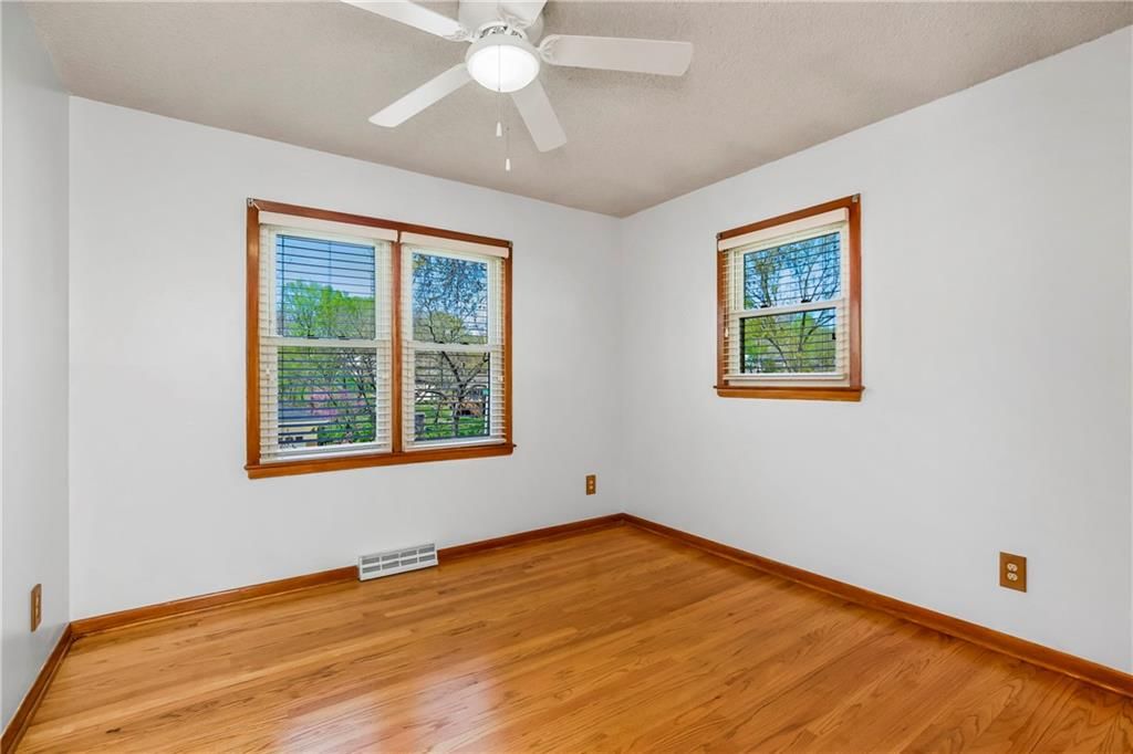 7841 N Baltimore Avenue — photo 11