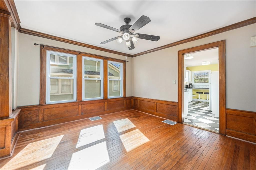 1305 W College Street — photo 24