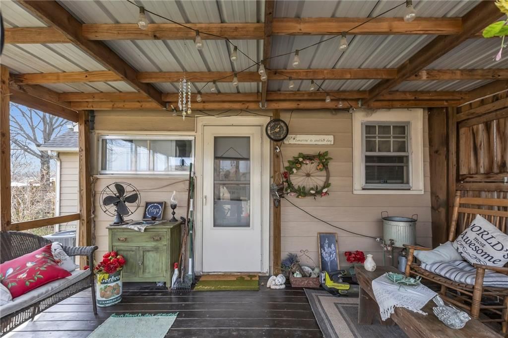 240 N Blake Street — photo 24
