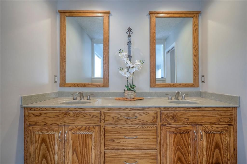 1100 S Winterbrooke Drive — photo 21