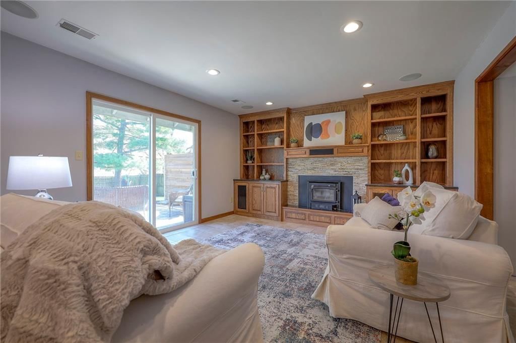 1100 S Winterbrooke Drive — photo 32