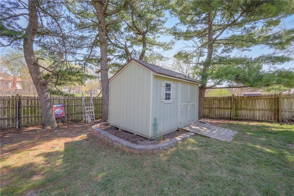 1100 S Winterbrooke Drive — photo 47