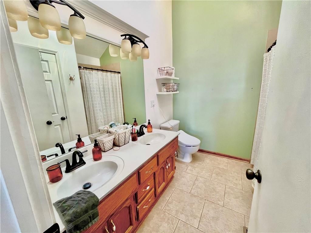 100 W Calico Drive — photo 13