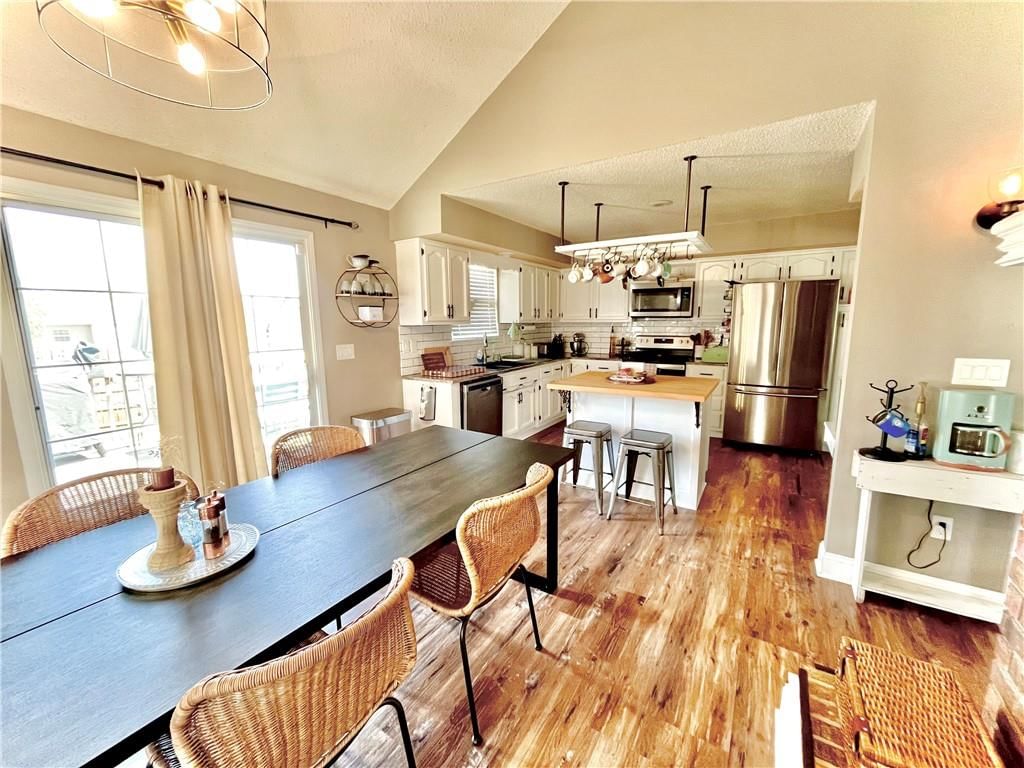100 W Calico Drive — photo 7