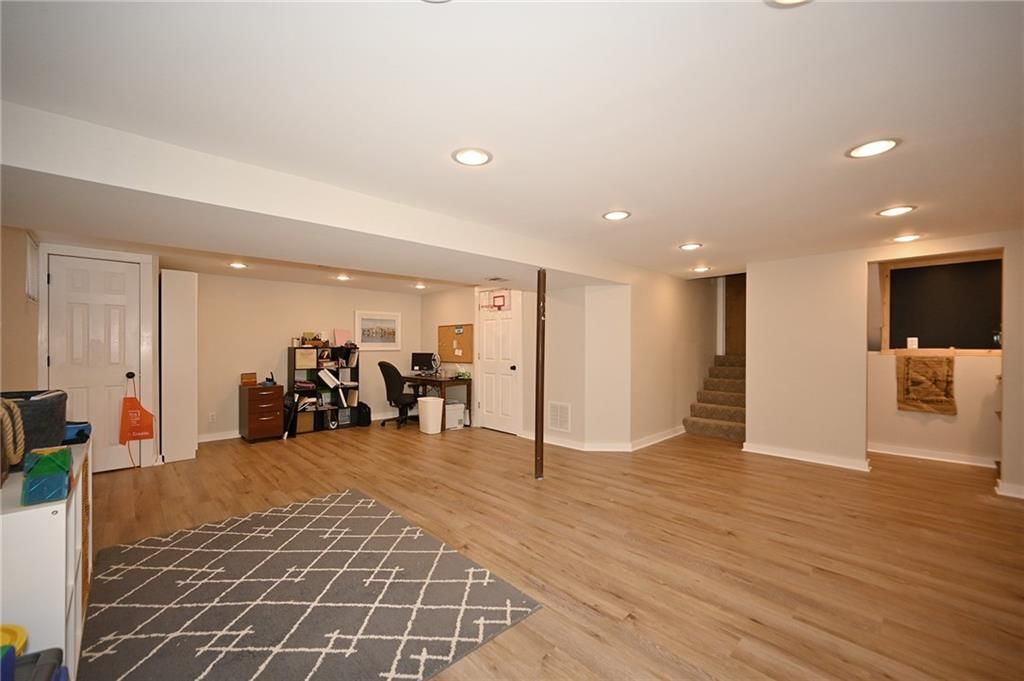 8403 SPRING VALLEY Road — photo 11