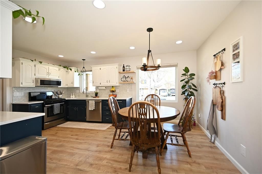 8403 SPRING VALLEY Road — photo 3
