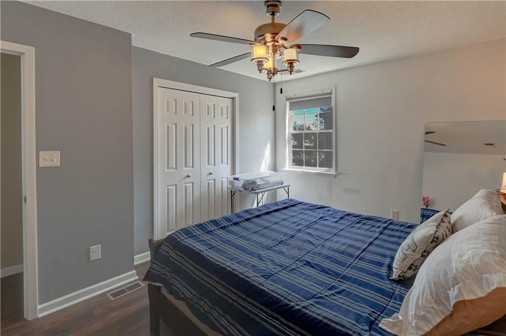 920 SE 12th Street — photo 35