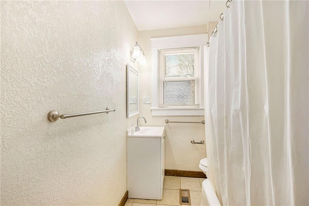 803 E 41st Street — photo 13