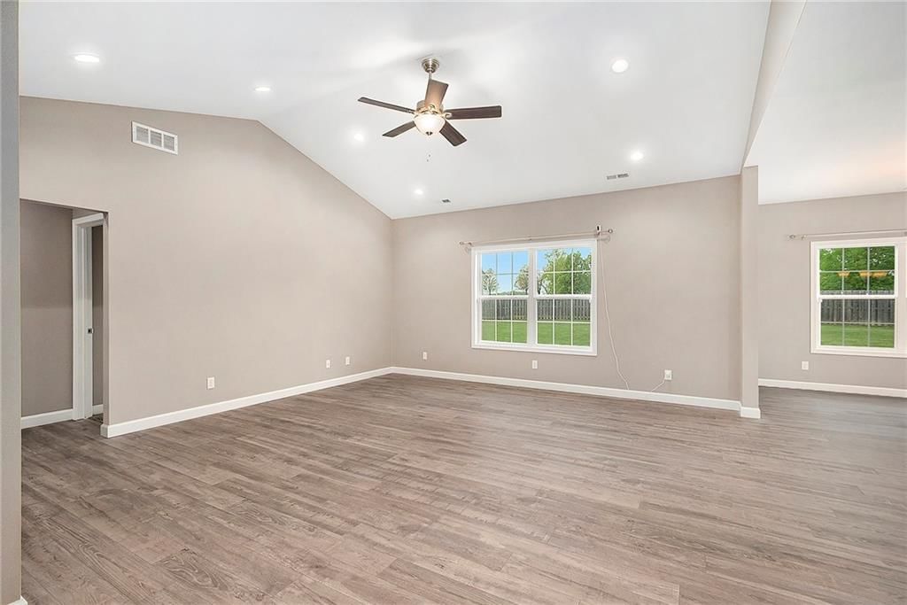 7452 SW Crystal Lane — photo 8