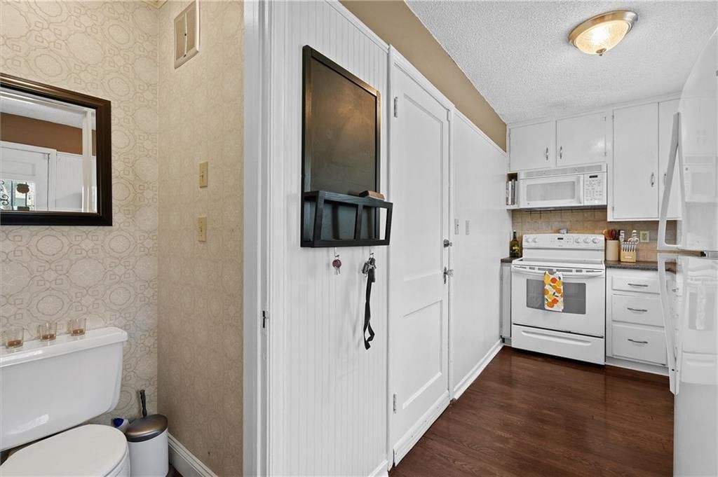 8809 Sioux Trail — photo 12