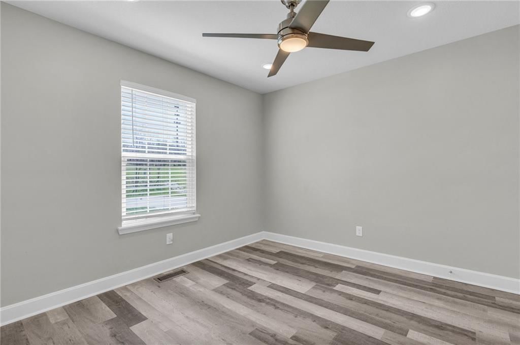 9210 N Gower Avenue — photo 23