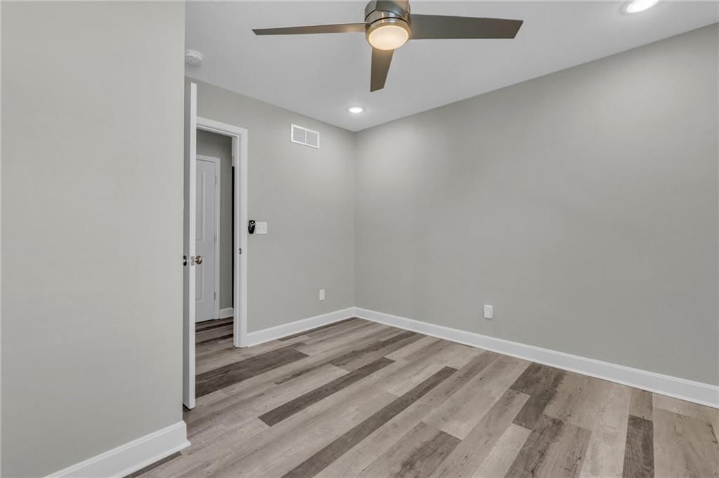 9210 N Gower Avenue — photo 31