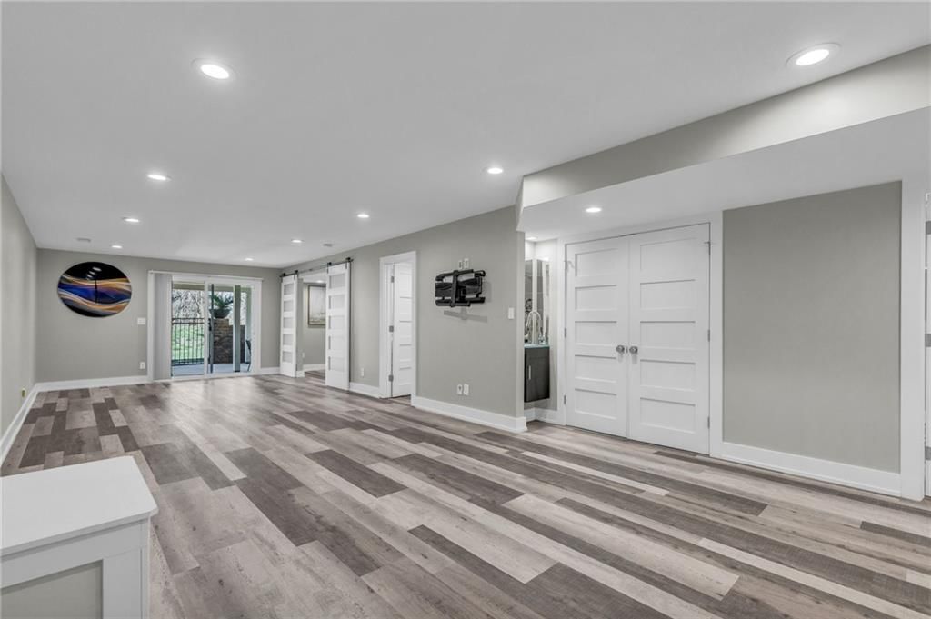 9210 N Gower Avenue — photo 33