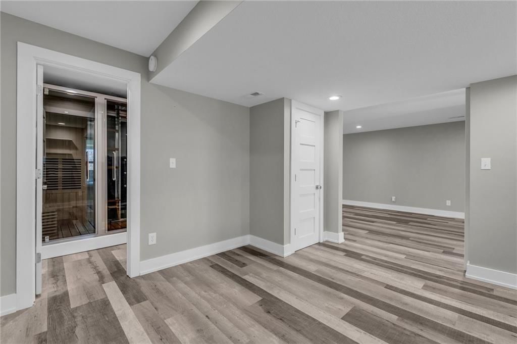 9210 N Gower Avenue — photo 41