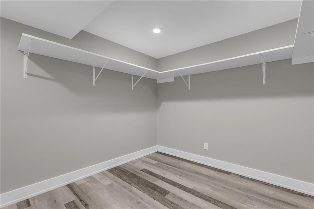 9210 N Gower Avenue — photo 49
