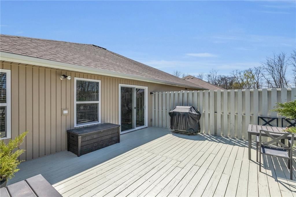 9210 N Gower Avenue — photo 59