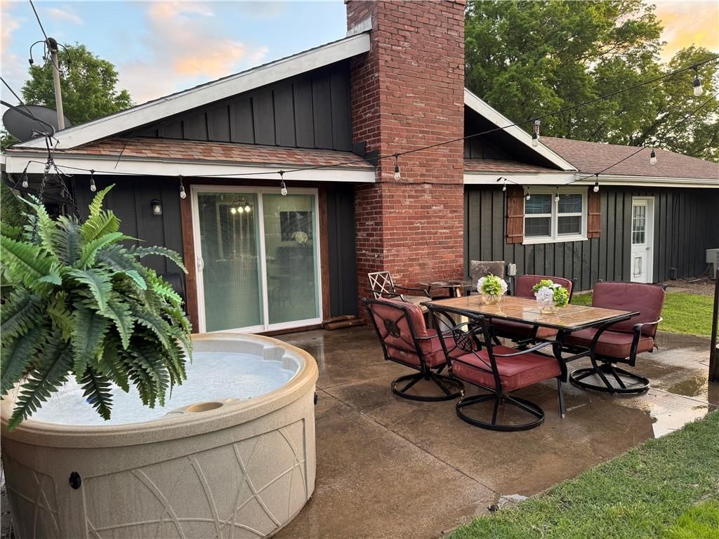 912 Circle Drive — photo 3