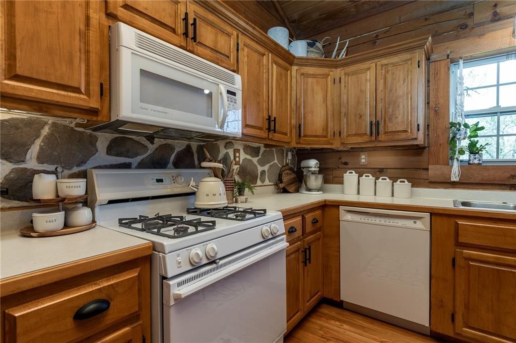 206 West Street — photo 15