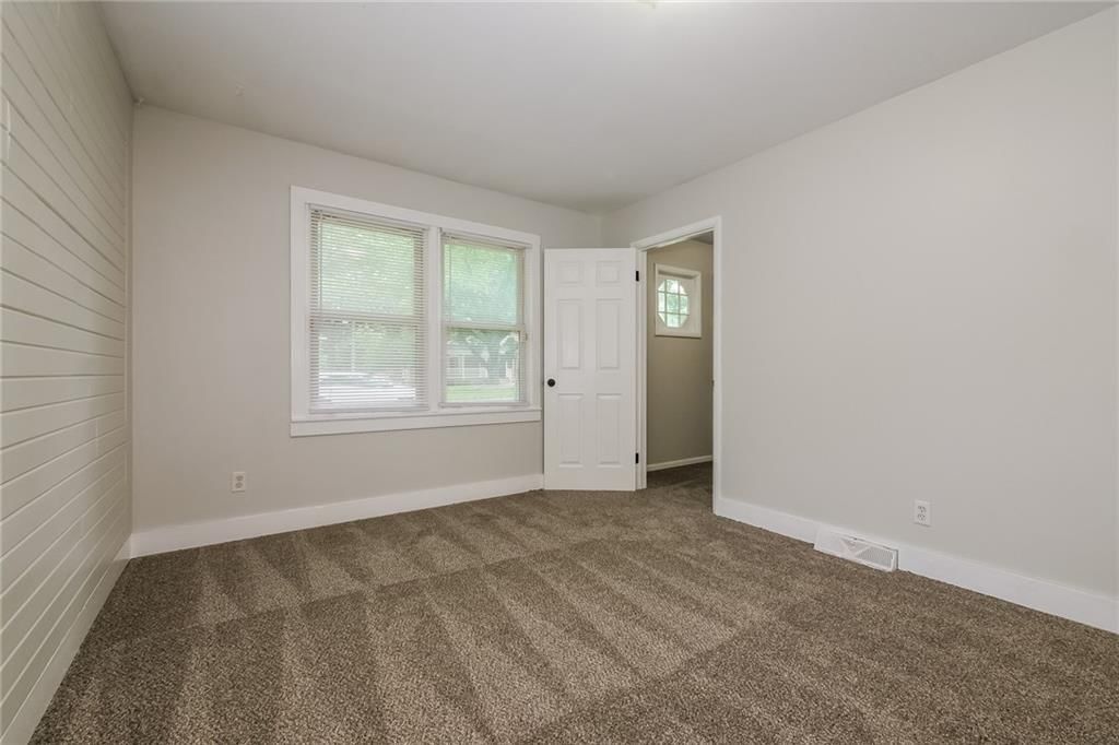 913 Ridgeway Drive — photo 16