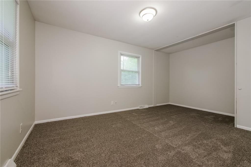 913 Ridgeway Drive — photo 17