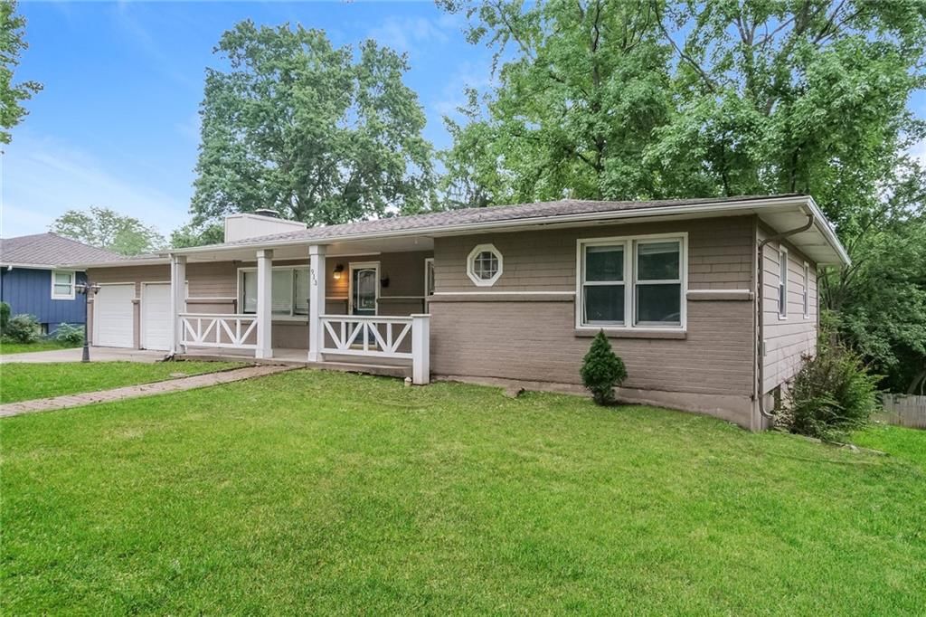 913 Ridgeway Drive — photo 4