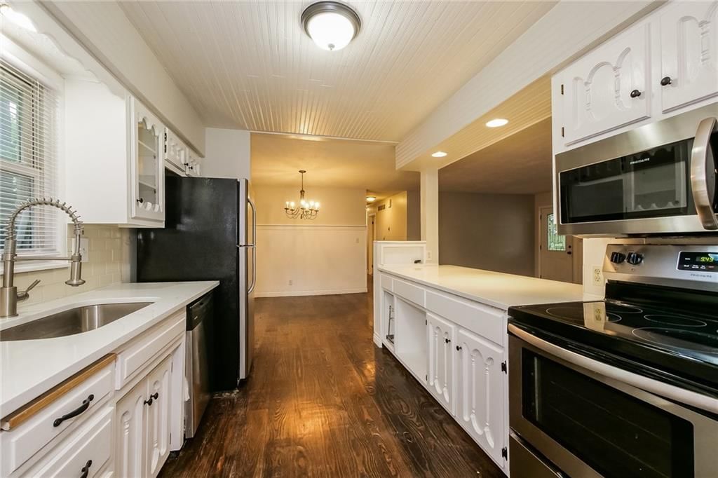 913 Ridgeway Drive — photo 9