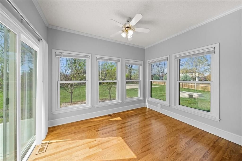 14609 W 58th Terrace — photo 16