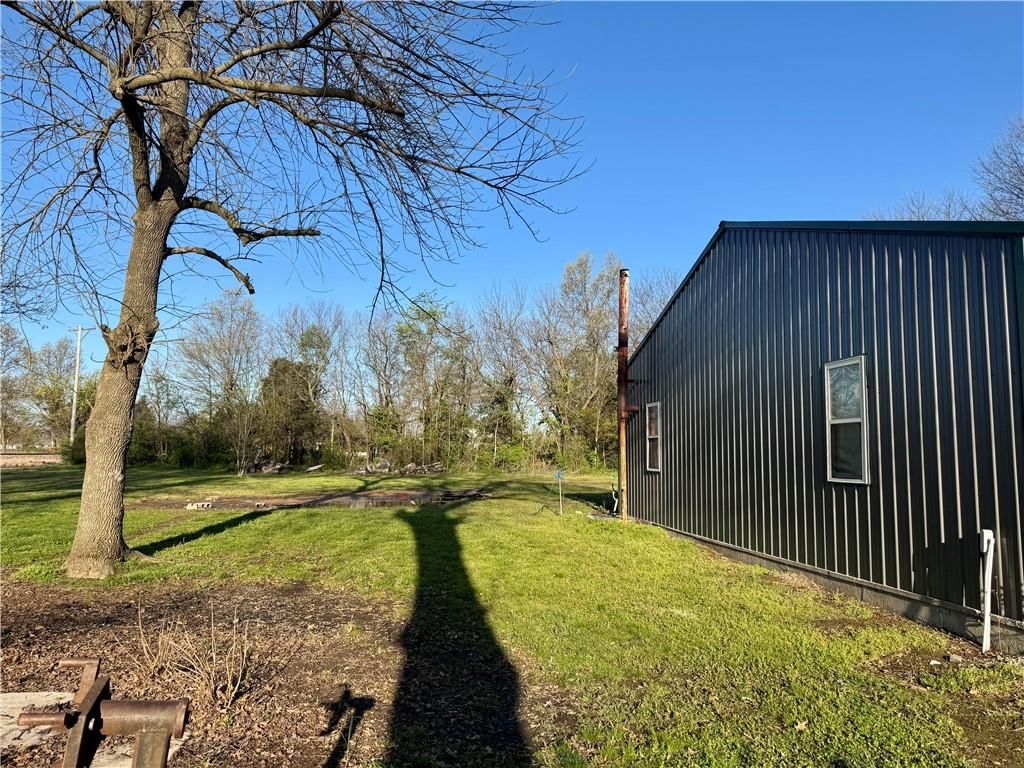 507 N Vermont Avenue — photo 17