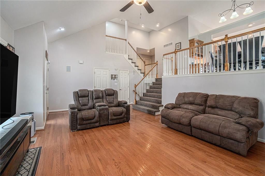 401 NW 51st Street — photo 8