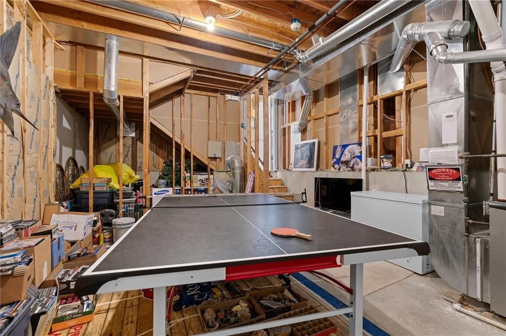 10105 N Hedges Avenue — photo 41