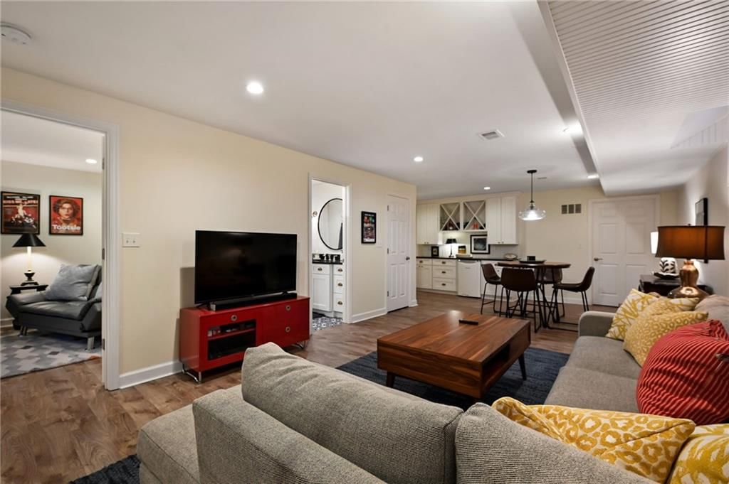 3613 Somerset Drive — photo 17