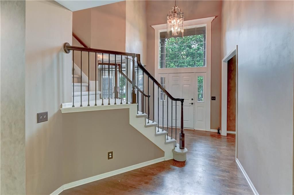 5406 Roundtree Street — photo 5