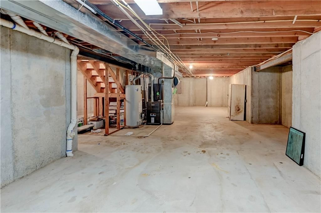 5406 Roundtree Street — photo 44