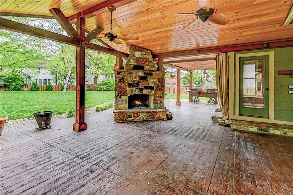 5406 Roundtree Street — photo 64